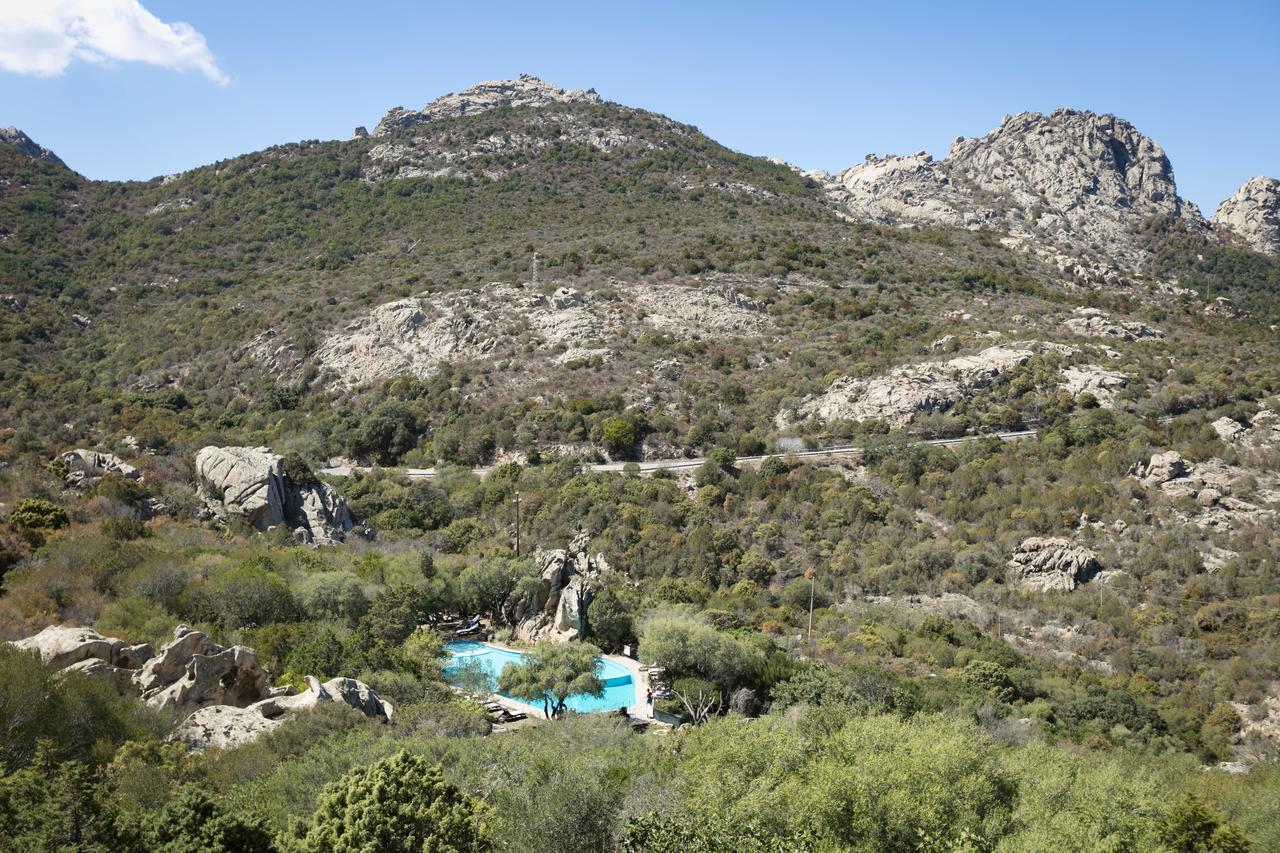 Hotel Rocce Sarde ซานปันตาเลโอ ภายนอก รูปภาพ